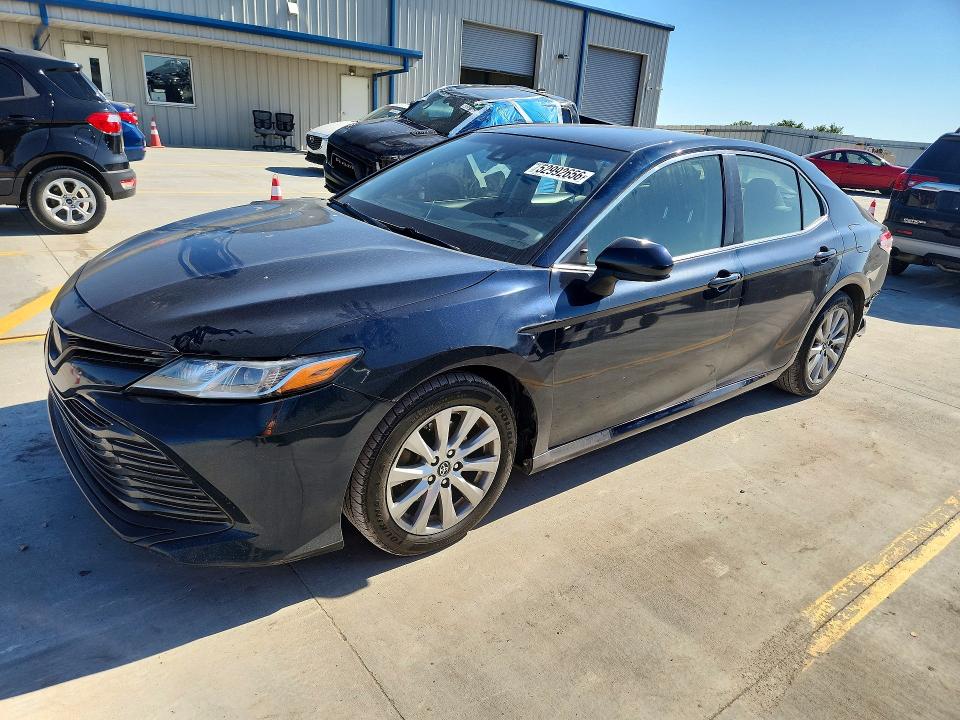 Aukcja sprzedaży 2018 Toyota Camry, vin: JTNB11HKXJ3023086, numer aukcji: 52992656