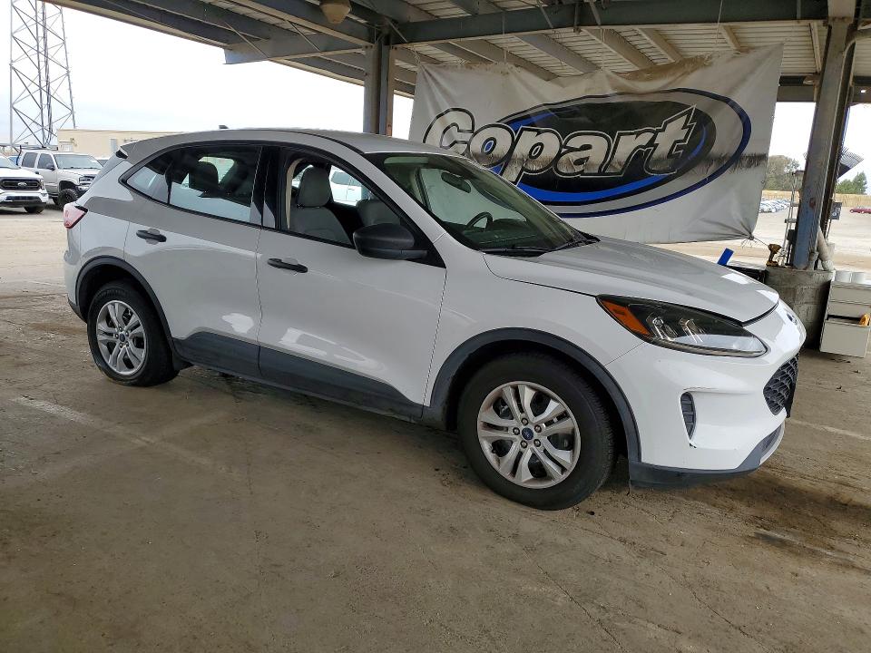 2020 Ford Escape მანქანა იყიდება აუქციონზე, vin: 1FMCU0F6XLUB70873, აუქციონის ნომერი: 51792896