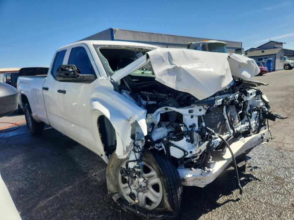 Продажа на аукционе авто 2024 Toyota Tundra, vin: 5TFKB5GD3RX003150, номер лота: 53573296