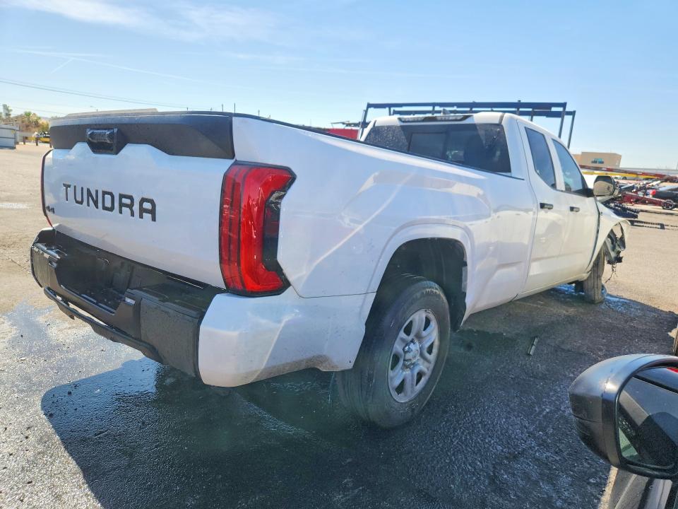 Продажа на аукционе авто 2024 Toyota Tundra, vin: 5TFKB5GD3RX003150, номер лота: 53573296