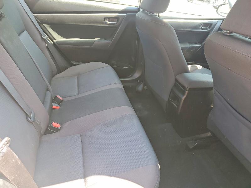 53873376 :رقم المزاد ، 5YFBURHE1JP805899 vin ، 2018 Toyota Corolla مزاد بيع