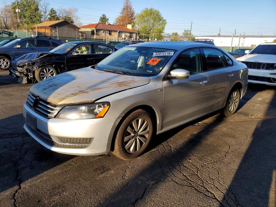 Aukcja sprzedaży 2015 Volkswagen Passat, vin: 1VWAS7A34FC050890, numer aukcji: 52015116
