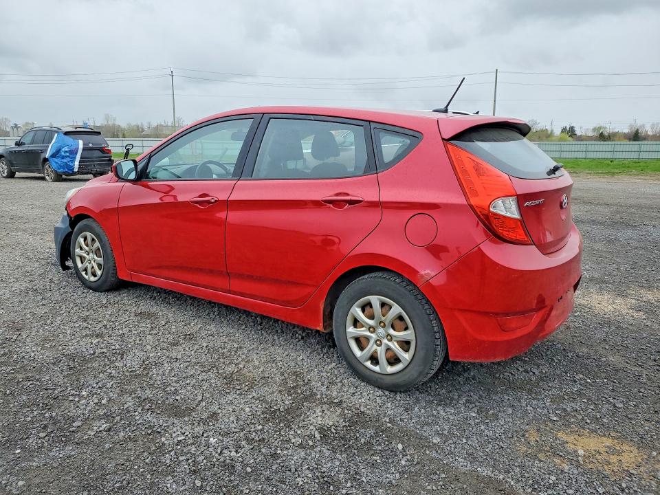 52471156 :رقم المزاد ، KMHCT5AE9DU123169 vin ، 2013 Hyundai Accent مزاد بيع