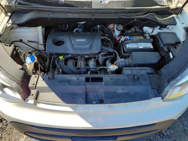 52192646 :رقم المزاد ، KNDJN2A24J7562381 vin ، 2018 Kia Soul مزاد بيع