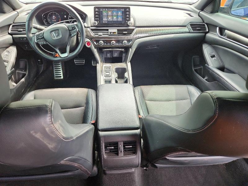 54512126 :رقم المزاد ، 1HGCV2F34JA019885 vin ، 2018 Honda Accord مزاد بيع