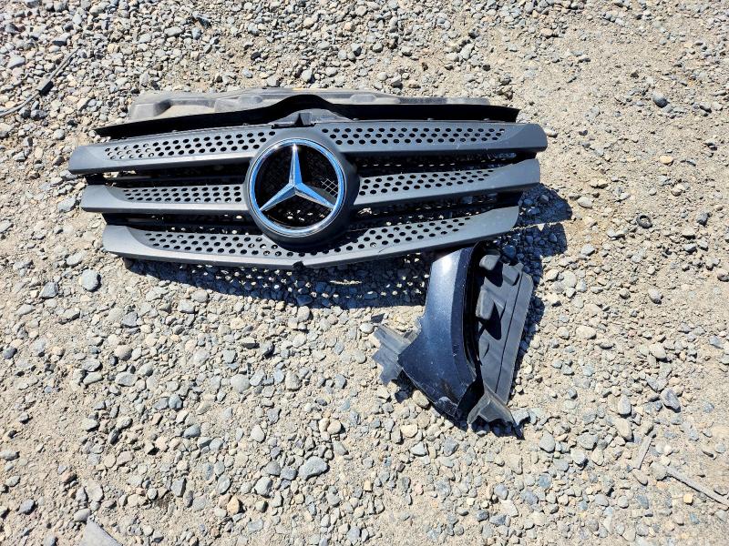 54530696 :رقم المزاد ، WD3PG3EA8J3387470 vin ، 2018 Mercedes Benz Metris مزاد بيع