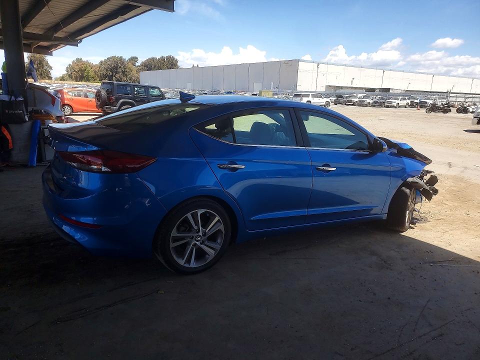 2017 Hyundai Elantra მანქანა იყიდება აუქციონზე, vin: 5NPD84LF2HH080255, აუქციონის ნომერი: 55340976