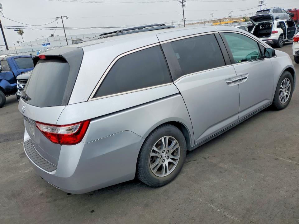53283296 :رقم المزاد ، 5FNRL5H64CB141003 vin ، 2012 Honda Odyssey مزاد بيع