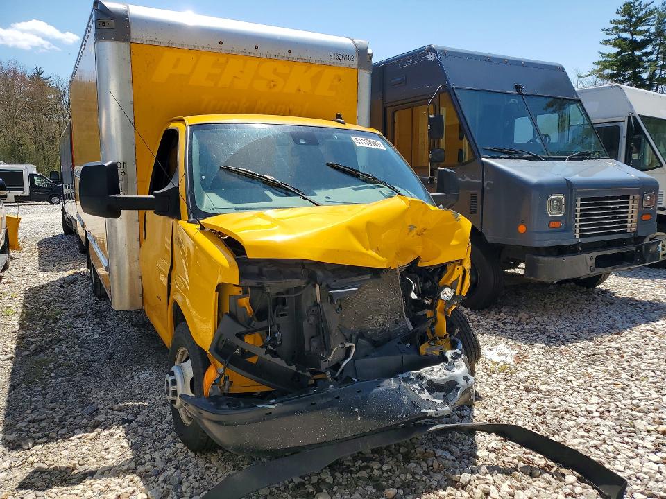 51183946 :رقم المزاد ، 7GZ37TC73NN006813 vin ، 2022 Gmc Savana مزاد بيع