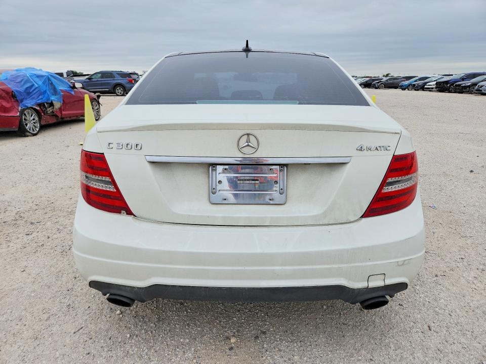 Продаж на аукціоні авто 2012 Mercedes-benz C, vin: WDDGF8BB6CR209808, номер лоту: 52923406