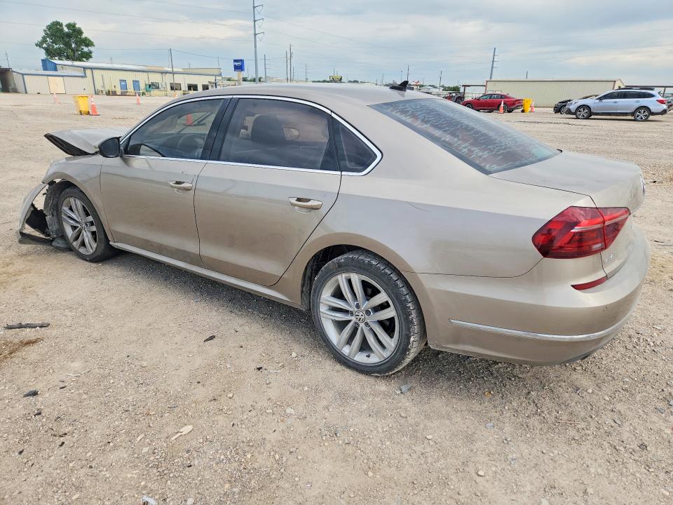 2018 Volkswagen Passat მანქანა იყიდება აუქციონზე, vin: 1VWBA7A35JC002136, აუქციონის ნომერი: 53922836