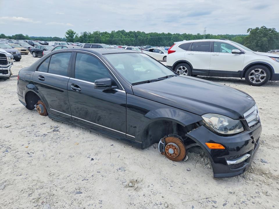 53969346 :رقم المزاد ، WDDGF4HB0DA810180 vin ، 2013 Mercedes-benz C مزاد بيع