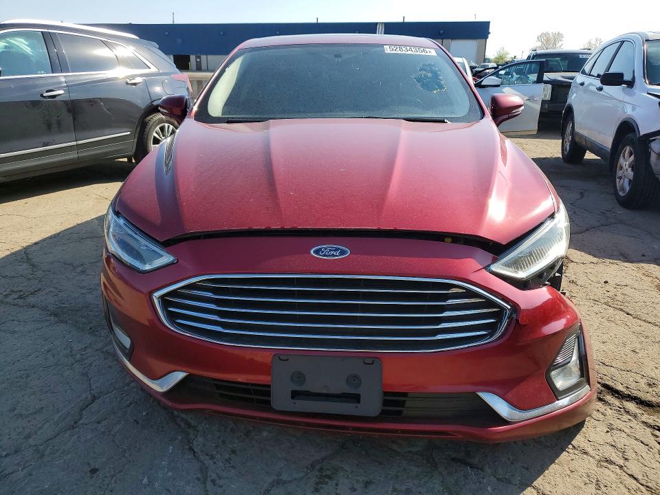 52834356 :رقم المزاد ، 3FA6P0D9XKR184662 vin ، 2019 Ford Fusion مزاد بيع