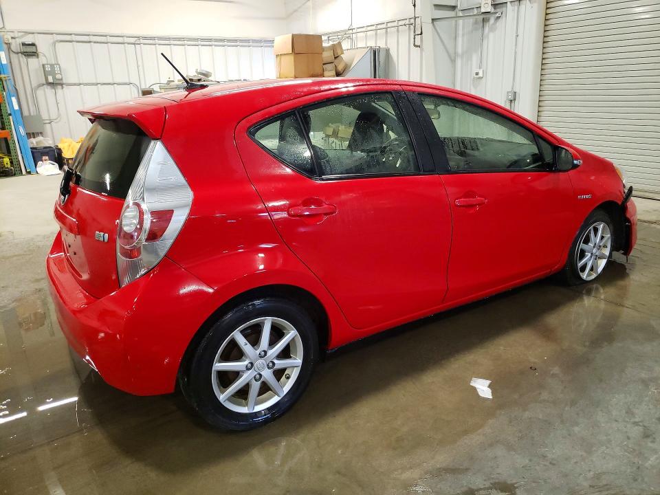Продажа на аукционе авто 2012 Toyota Prius C, vin: JTDKDTB31C1023632, номер лота: 52596906