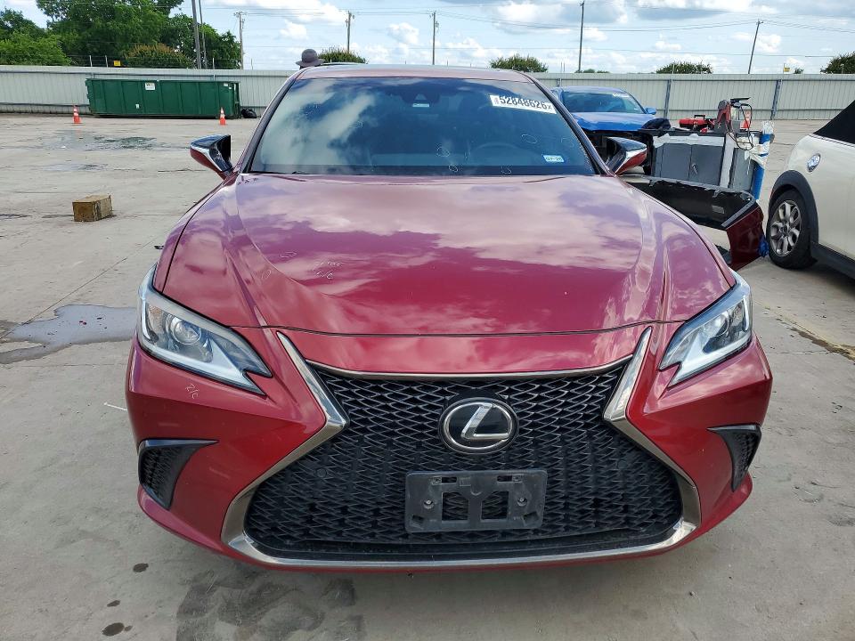 52848626 :رقم المزاد ، 58AGZ1B13LU056323 vin ، 2020 Lexus Es مزاد بيع