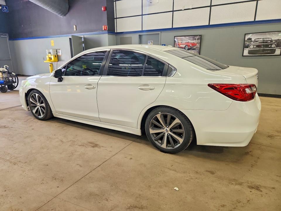 54634216 :رقم المزاد ، 4S3BNEN64F3049830 vin ، 2015 Subaru Legacy مزاد بيع