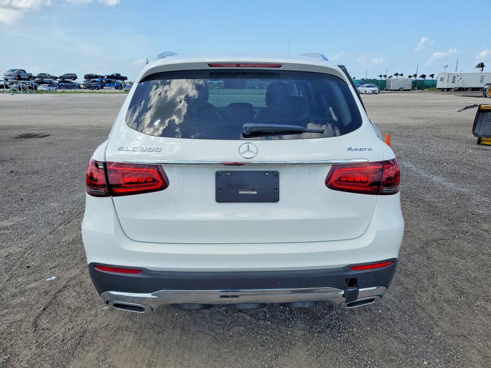 54600546 :رقم المزاد ، WDC0G8EBXLF701242 vin ، 2020 Mercedes-benz Glc مزاد بيع
