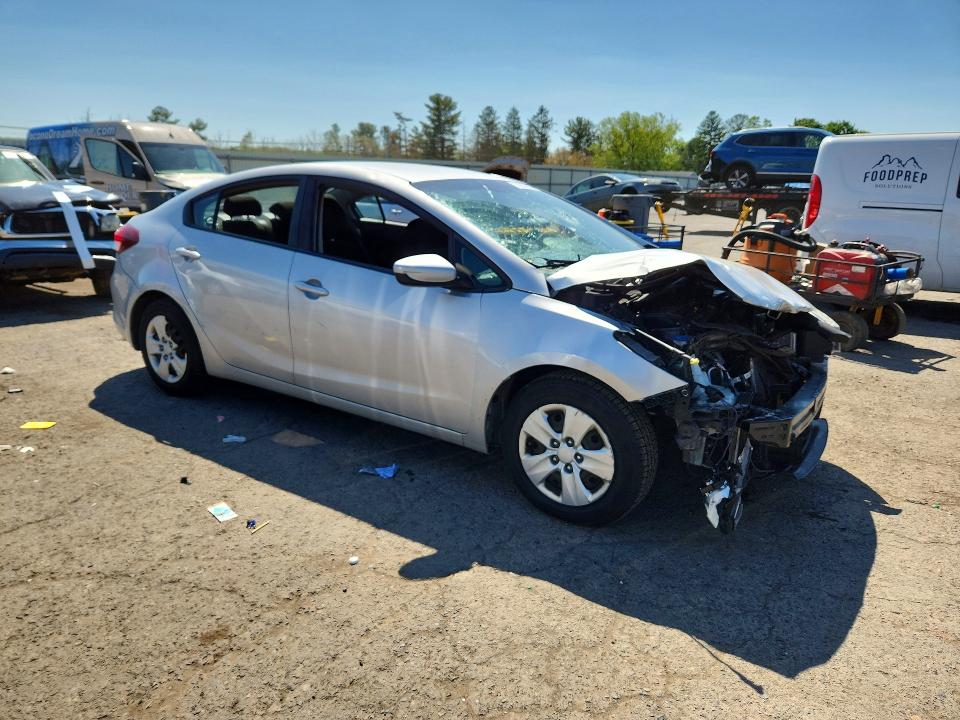 2018 Kia Forte მანქანა იყიდება აუქციონზე, vin: 3KPFK4A74JE214411, აუქციონის ნომერი: 51595016