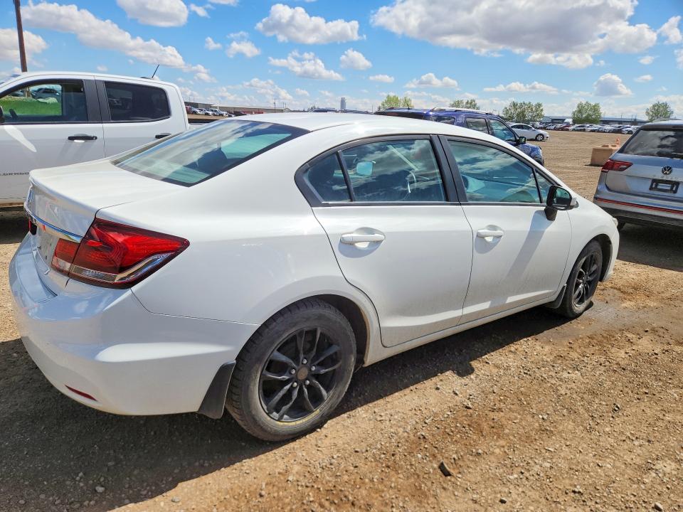2015 Honda Civic მანქანა იყიდება აუქციონზე, vin: 2HGFB2E4XFH007815, აუქციონის ნომერი: 54496626