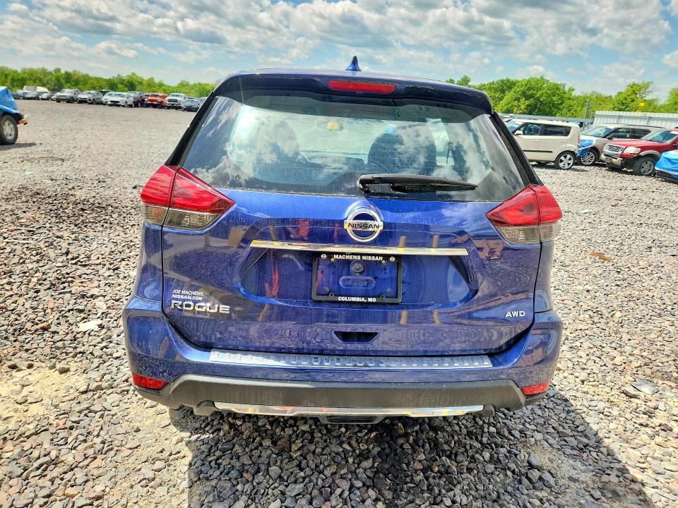 Продажа на аукционе авто 2017 Nissan Rogue, vin: KNMAT2MV6HP525774, номер лота: 51990806