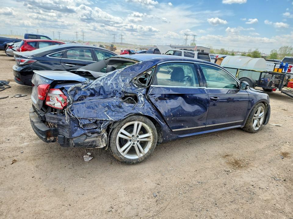 Продажа на аукционе авто 2013 Volkswagen Passat, vin: 1VWCN7A38DC138273, номер лота: 52463946