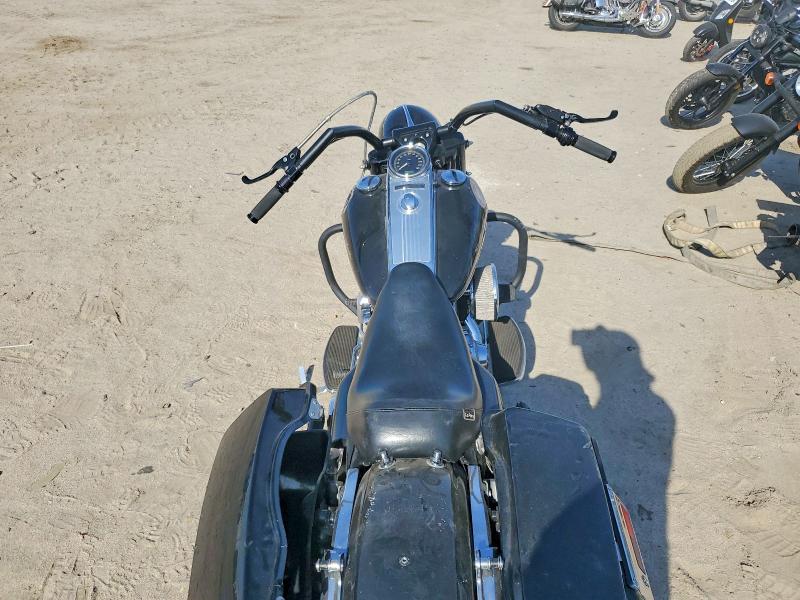 2011 Harley-davidson Flhr მანქანა იყიდება აუქციონზე, vin: 1HD1FB439BB658182, აუქციონის ნომერი: 51249556