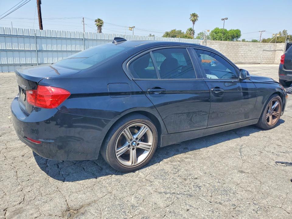 2014 Bmw 320 მანქანა იყიდება აუქციონზე, vin: WBA3B1C58EP679404, აუქციონის ნომერი: 53397536