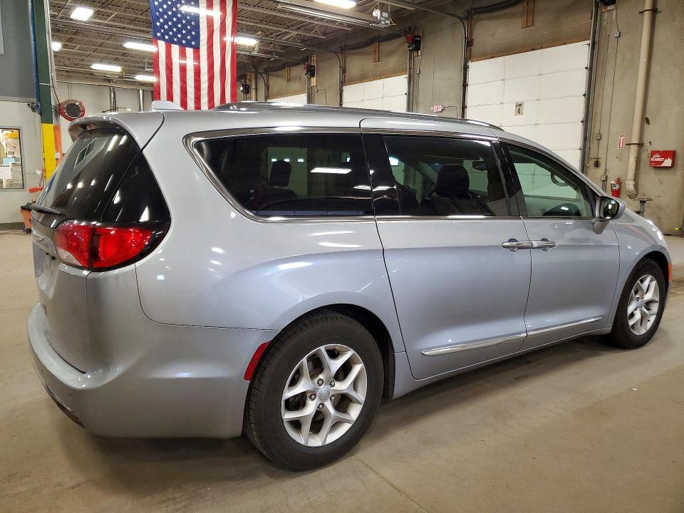 Продажа на аукционе авто 2018 Chrysler Pacifica, vin: 2C4RC1BG1JR312110, номер лота: 53065336