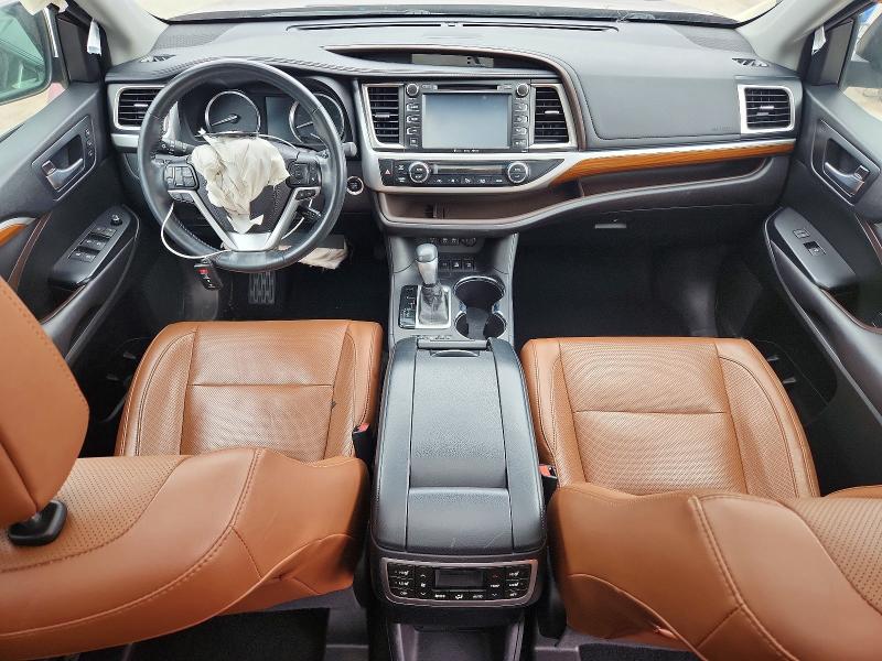 Продаж на аукціоні авто 2018 Toyota Highlander, vin: 5TDDZRFH3JS806535, номер лоту: 52699856