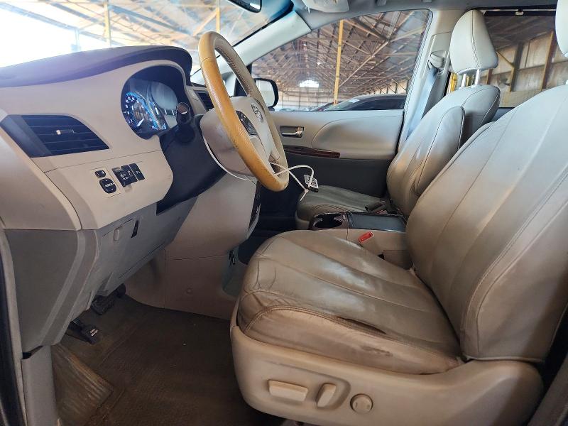 55172136 :رقم المزاد ، 5TDDK3DC9CS044484 vin ، 2012 Toyota Sienna مزاد بيع
