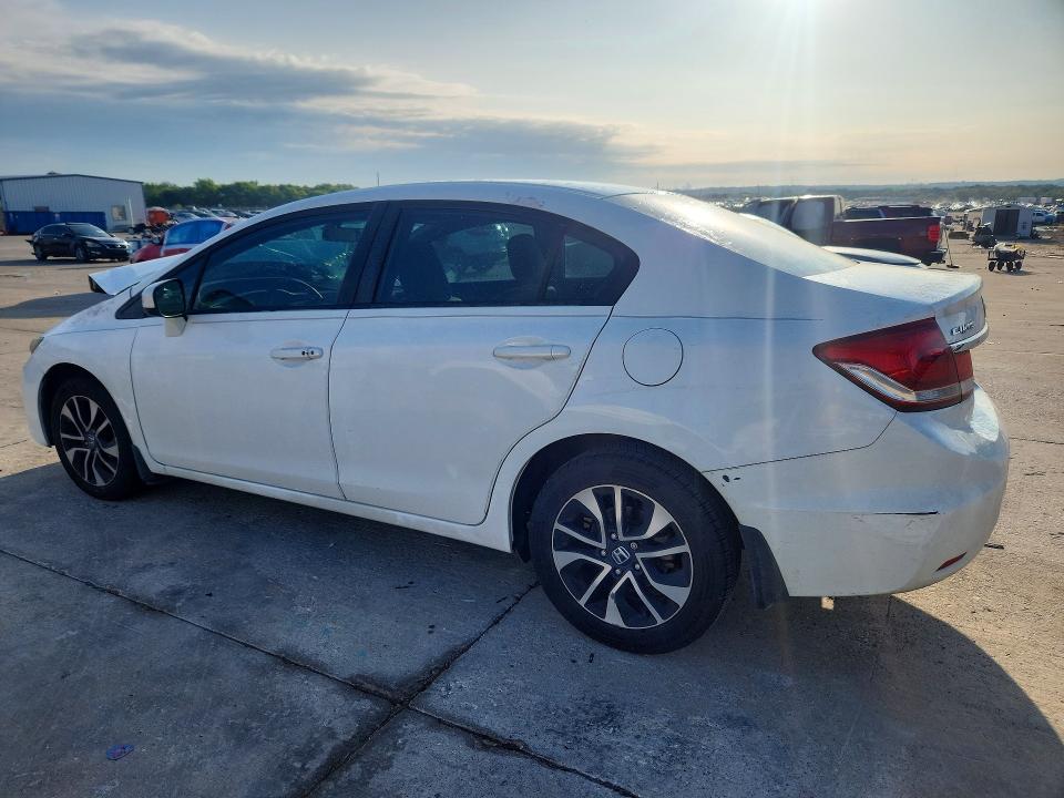 52137446 :رقم المزاد ، 19XFB2F88FE098725 vin ، 2015 Honda Civic مزاد بيع