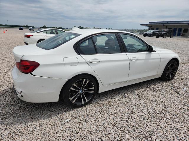 51969206 :رقم المزاد ، WBA8B9G51JNU97239 vin ، 2018 Bmw 330 مزاد بيع