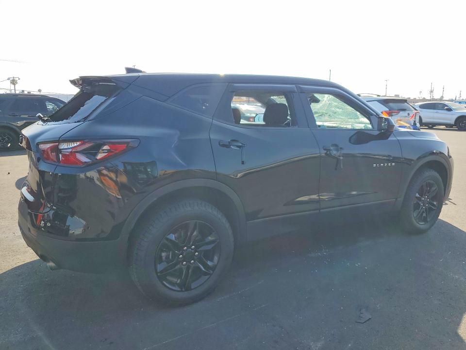 53976646 :رقم المزاد ، 3GNKBCRS5MS502677 vin ، 2021 Chevrolet Blazer مزاد بيع
