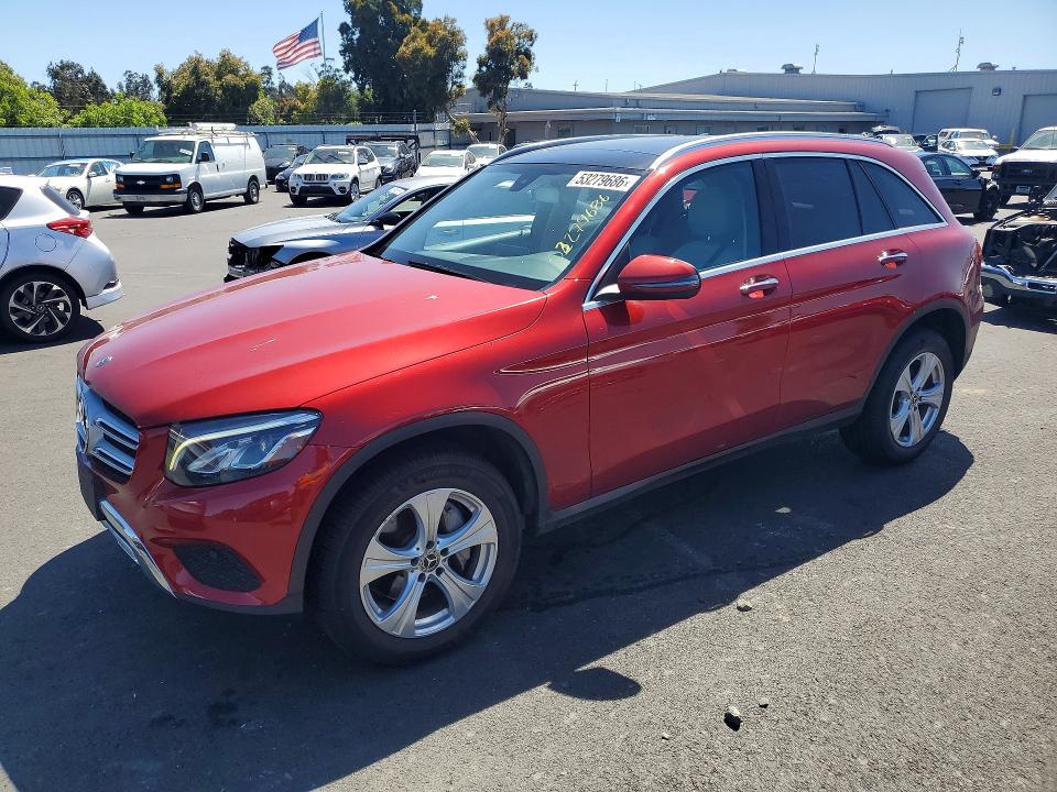 53279686 :رقم المزاد ، WDC0G4KBXJV070265 vin ، 2018 Mercedes-benz Glc مزاد بيع