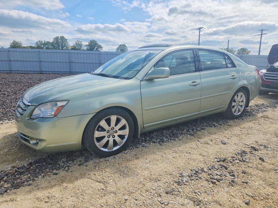 52273186 :رقم المزاد ، 4T1BK36B87U204475 vin ، 2007 Toyota Avalon مزاد بيع