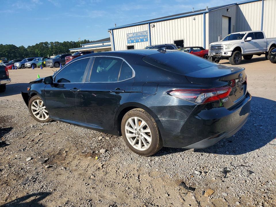 Продаж на аукціоні авто 2022 Toyota Camry, vin: 4T1C11AK0NU499975, номер лоту: 51770236