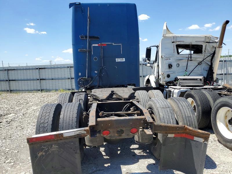 2000 Freightliner 108sd მანქანა იყიდება აუქციონზე, vin: 1FUPCDYB4YPG54792, აუქციონის ნომერი: 53175436