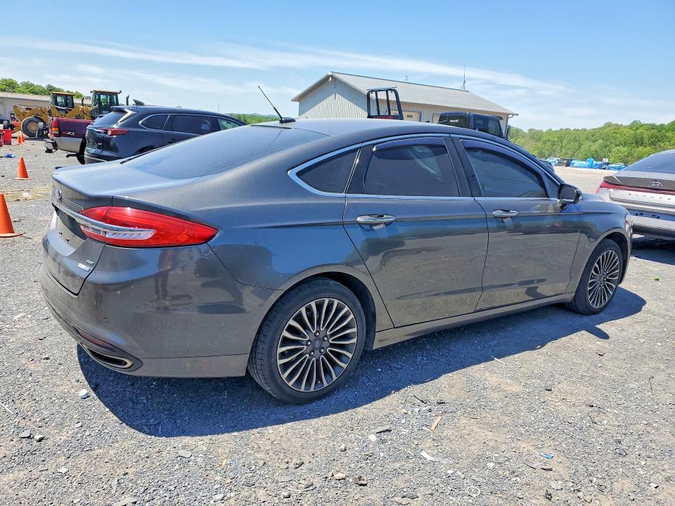 53360246 :رقم المزاد ، 3FA6P0T92HR219477 vin ، 2017 Ford Fusion مزاد بيع