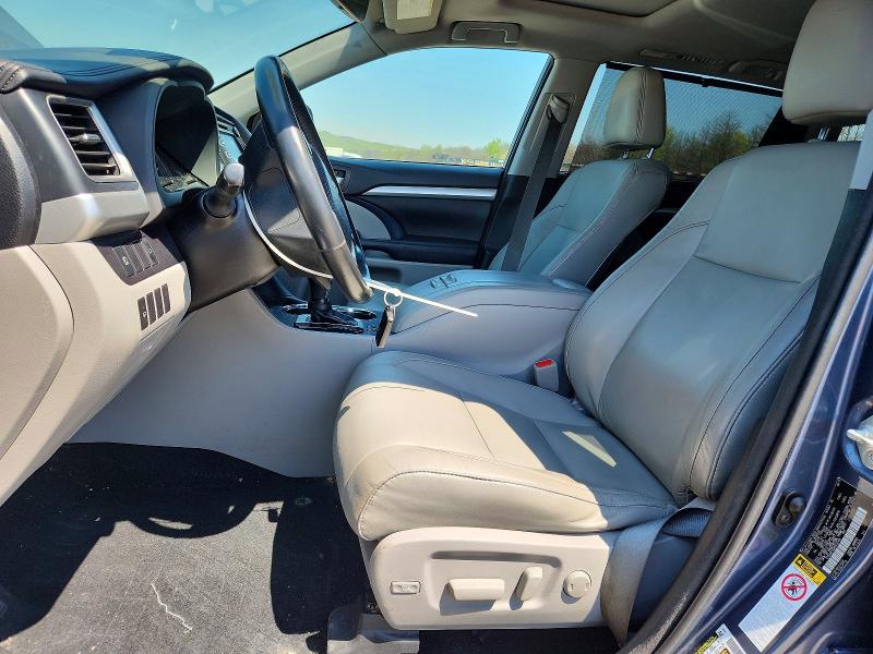 Продаж на аукціоні авто 2017 Toyota Highlander Hybrid, vin: 5TDJGRFH0HS032148, номер лоту: 53810076