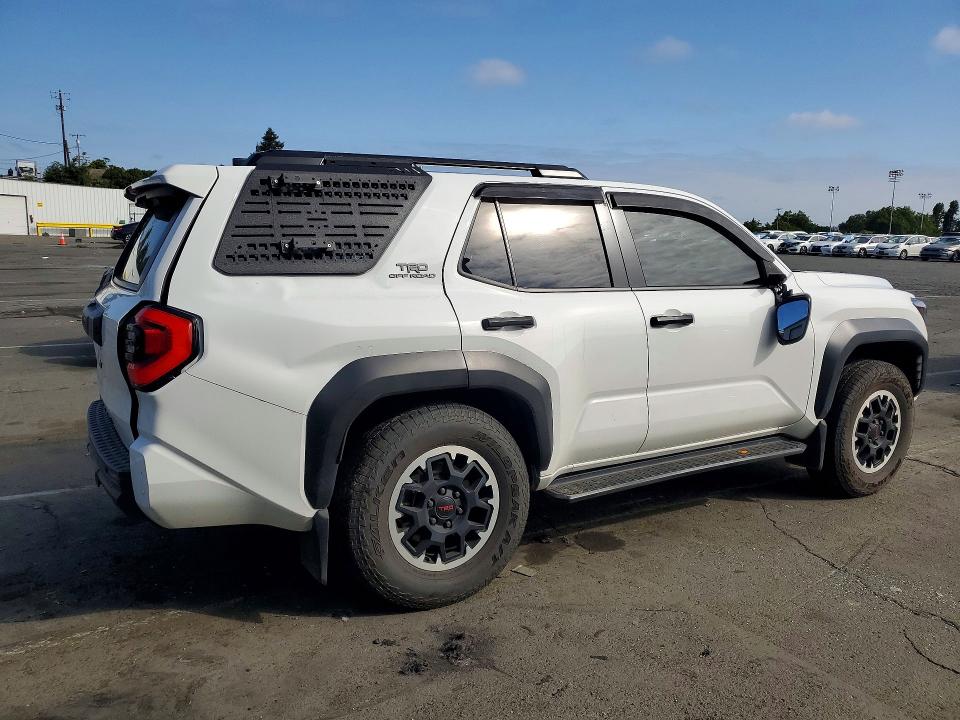 Продажа на аукционе авто 2025 Toyota 4runner, vin: JTEVA5BR7S5009596, номер лота: 52773686