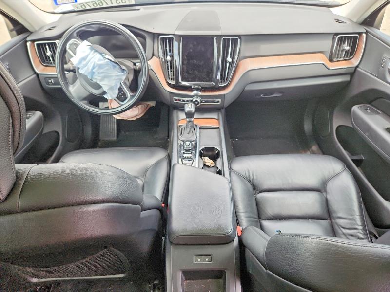 53176676 :رقم المزاد ، YV4A22RK9M1700725 vin ، 2021 Volvo Xc60 مزاد بيع