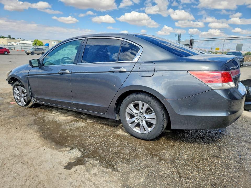51538446 :رقم المزاد ، 1HGCP2F67CA057683 vin ، 2012 Honda Accord مزاد بيع