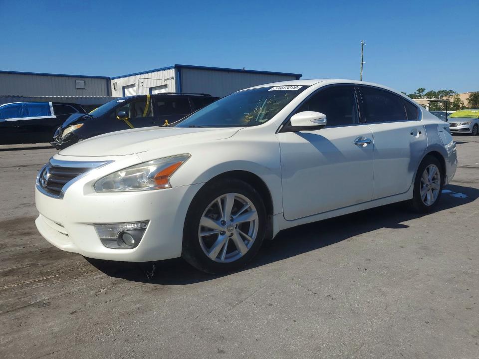 Продажа на аукционе авто 2015 Nissan Altima, vin: 1N4AL3AP6FN405757, номер лота: 53437016