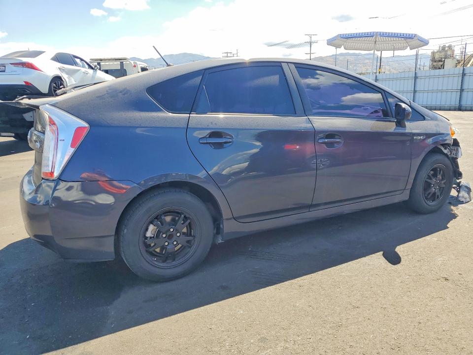 2014 Toyota Prius მანქანა იყიდება აუქციონზე, vin: JTDKN3DU9E1749308, აუქციონის ნომერი: 55548706