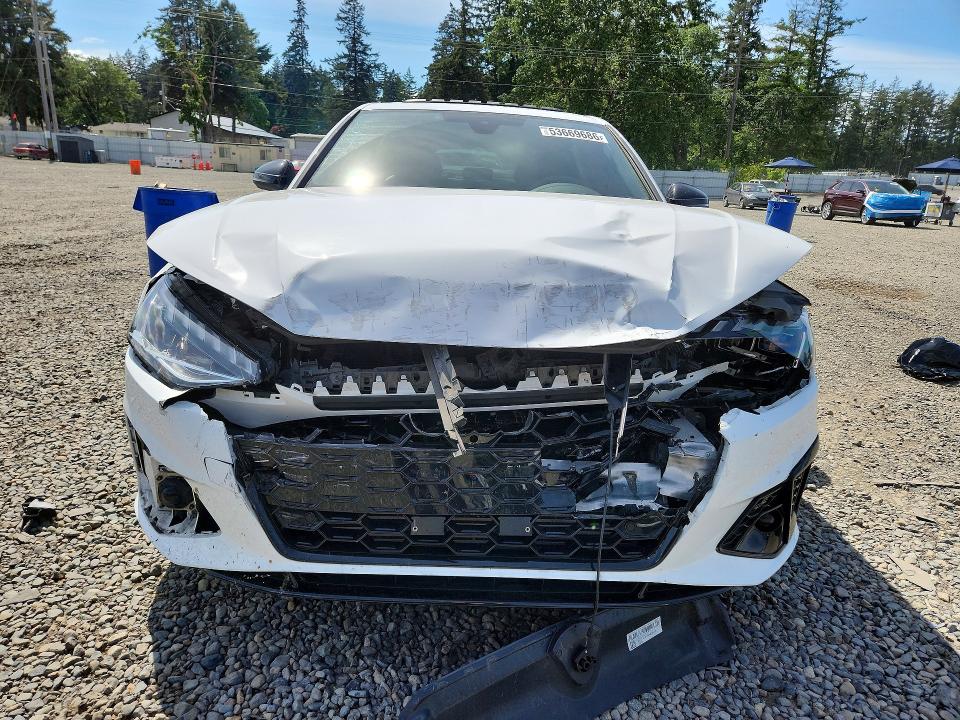 53669686 :رقم المزاد ، WAUB4AF49RA047075 vin ، 2024 Audi S4 مزاد بيع
