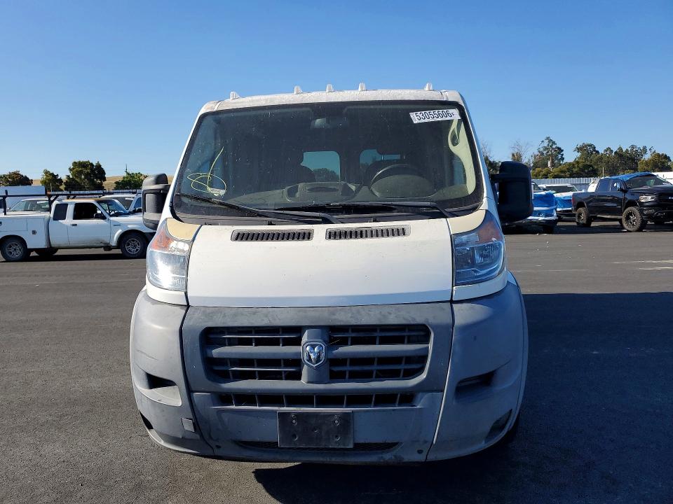53055606 :رقم المزاد ، 3C6TRVAG2HE547681 vin ، 2017 Ram Promaster 1500 مزاد بيع