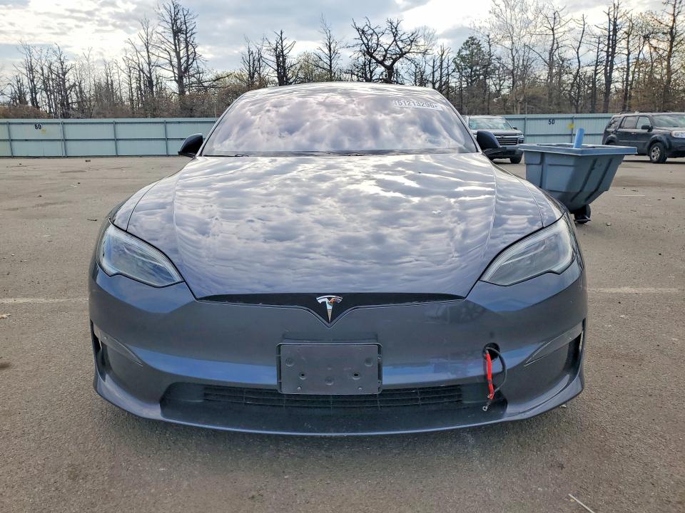 51213296 :رقم المزاد ، 5YJSA1E53PF518342 vin ، 2023 Tesla Model S مزاد بيع