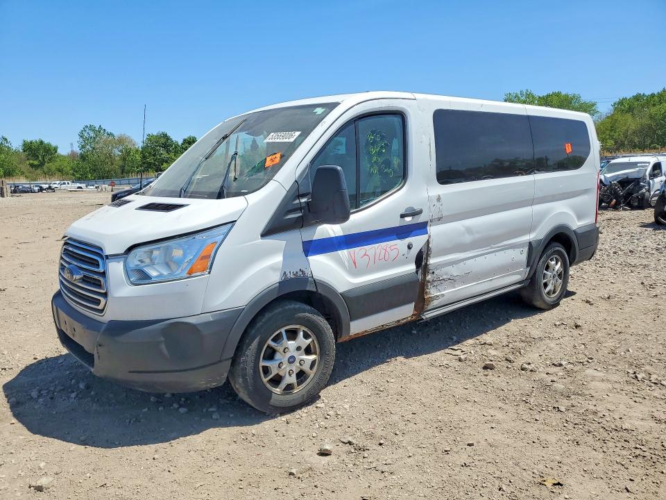 53569006 :رقم المزاد ، 1FMZK1YM2FKA87794 vin ، 2015 Ford Transit مزاد بيع