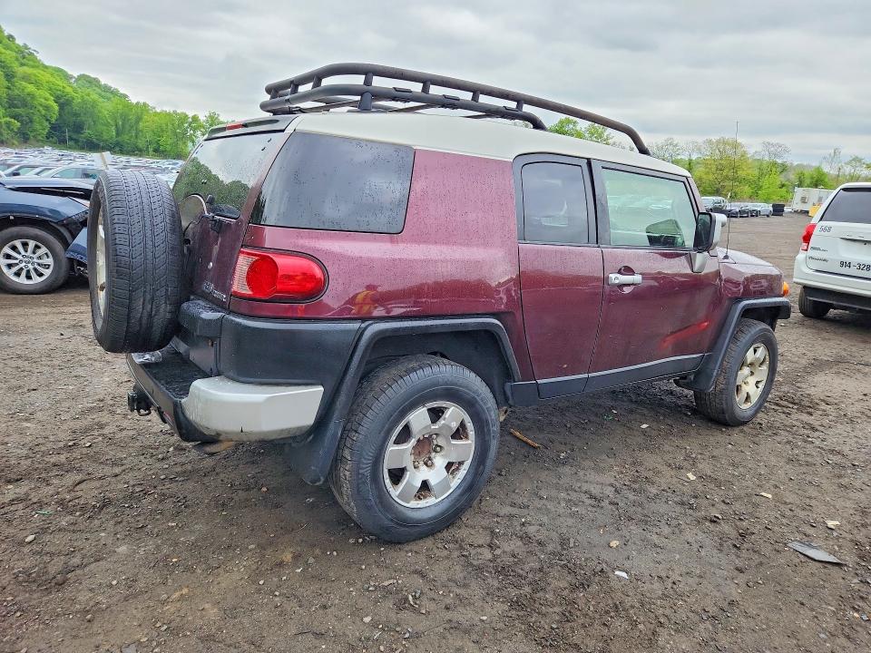 53686556 :رقم المزاد ، JTEBU11F470023812 vin ، 2007 Toyota Fj Cruiser مزاد بيع