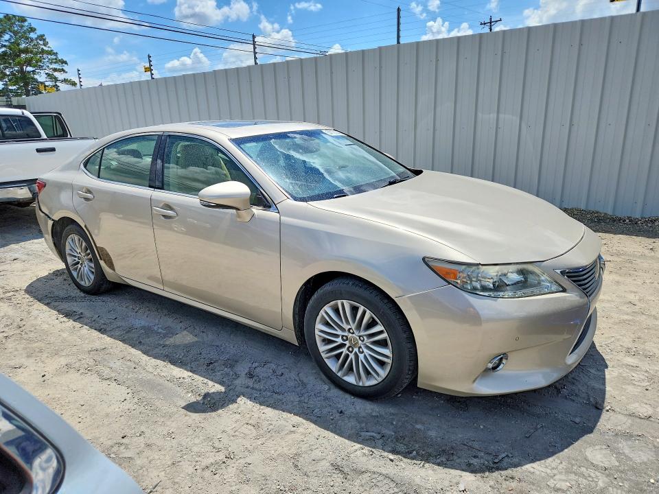 54120046 :رقم المزاد ، JTHBK1GG8F2175765 vin ، 2015 Lexus Es مزاد بيع